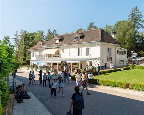 collège du léman cost